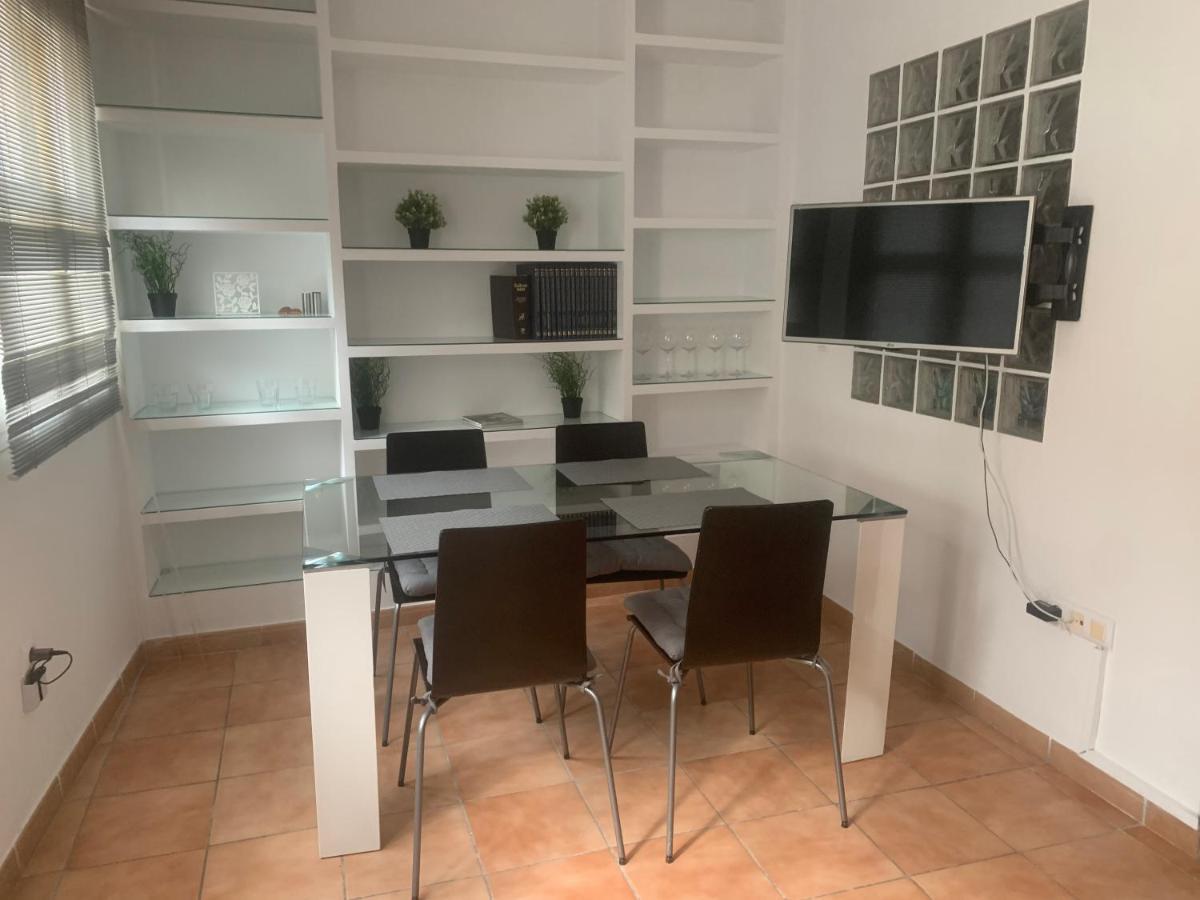 Apto Carreterias Malaga Centro Zewnętrze zdjęcie